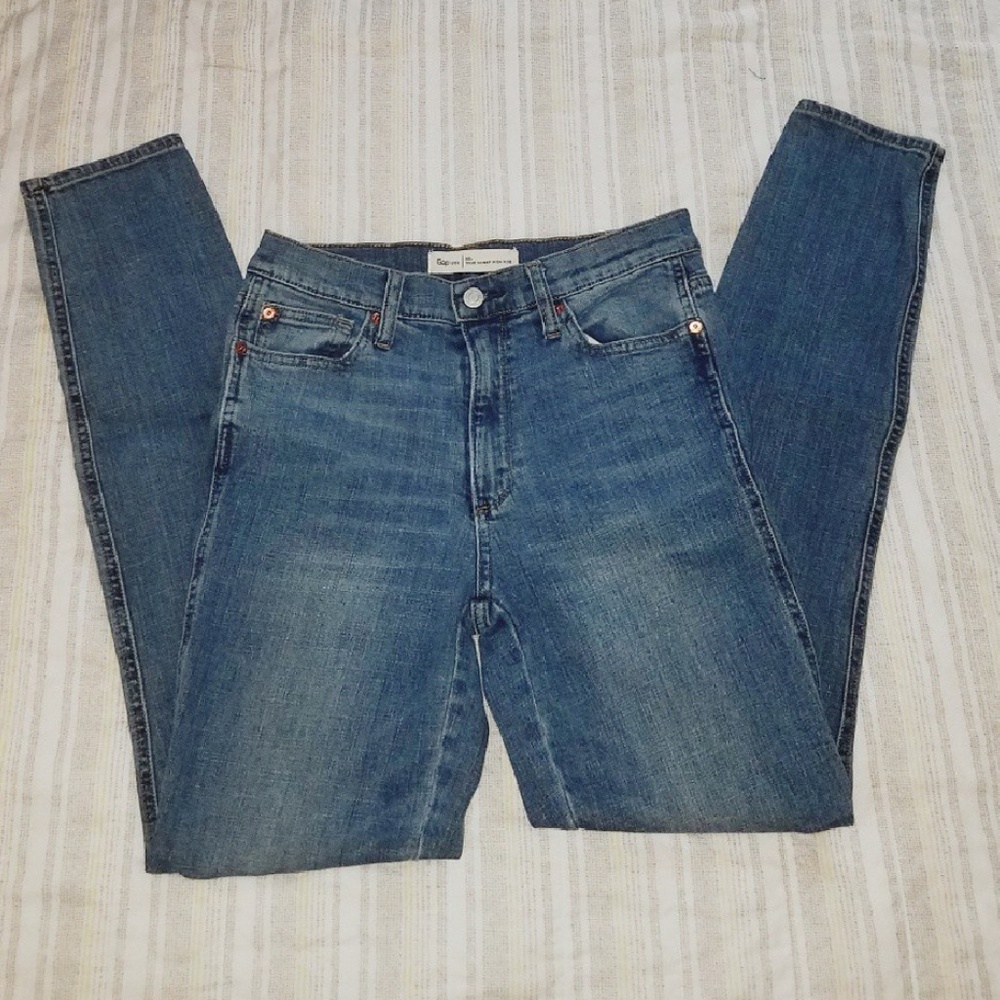 True Skinny High Rise by Gap